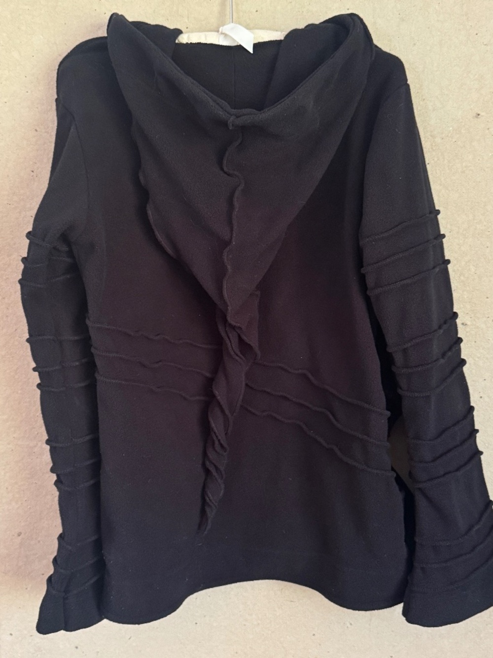 Luna Black Elf Fleece